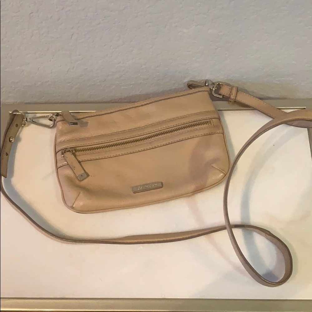 Leather crossbody bag